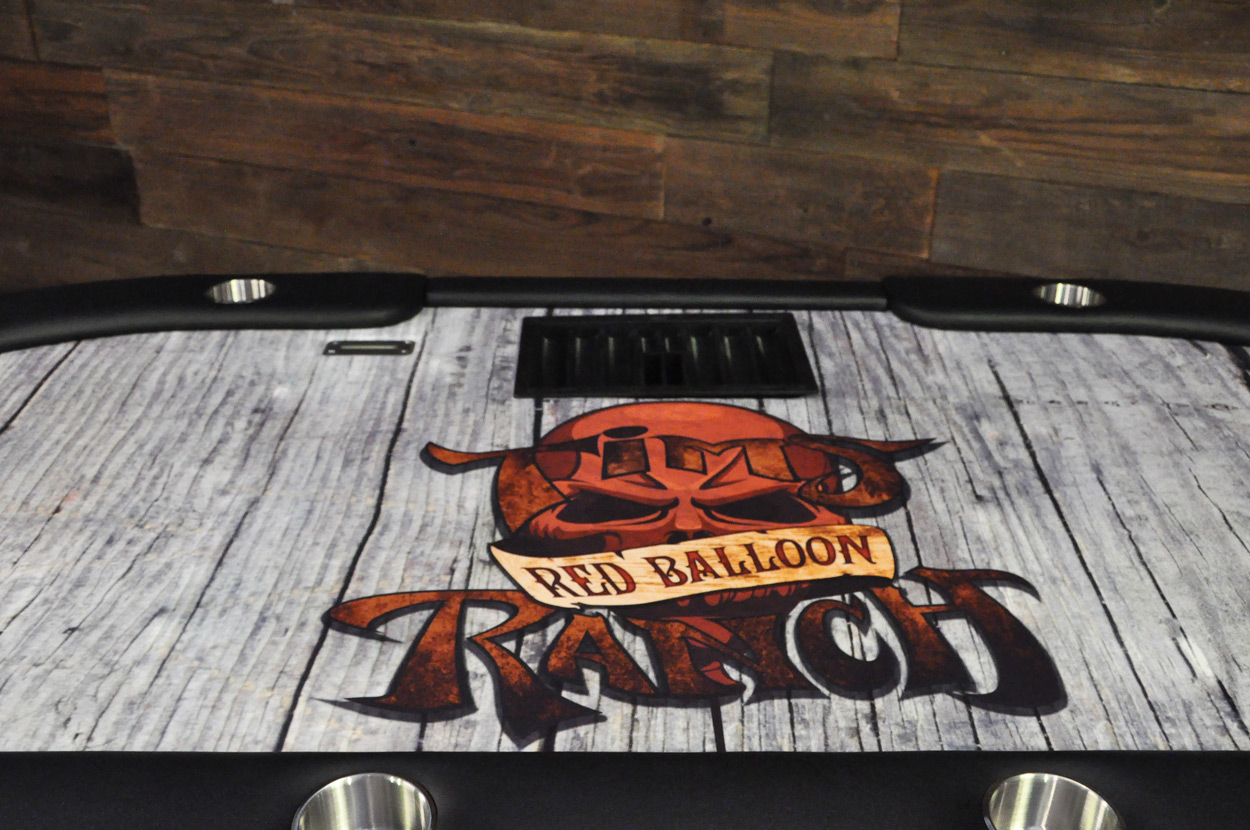 Clean poker table